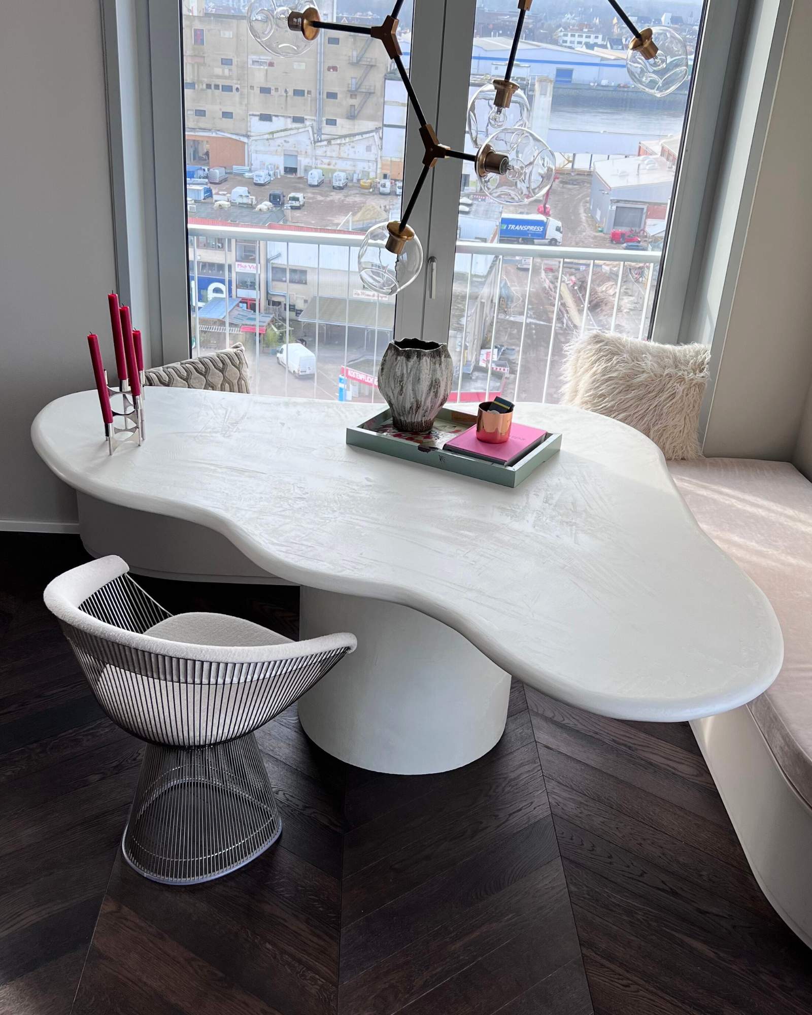 Selected Variant Image