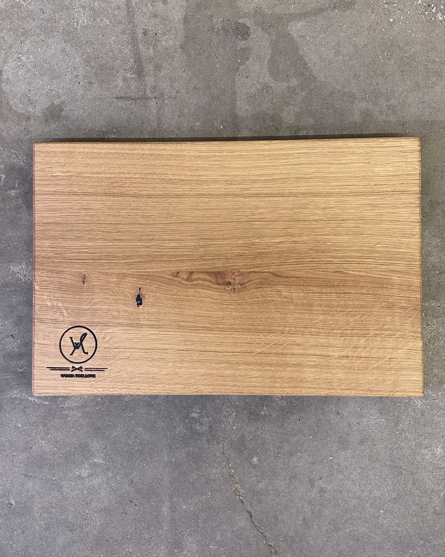 Holz-Schneidebrett aus regionaler Eiche
