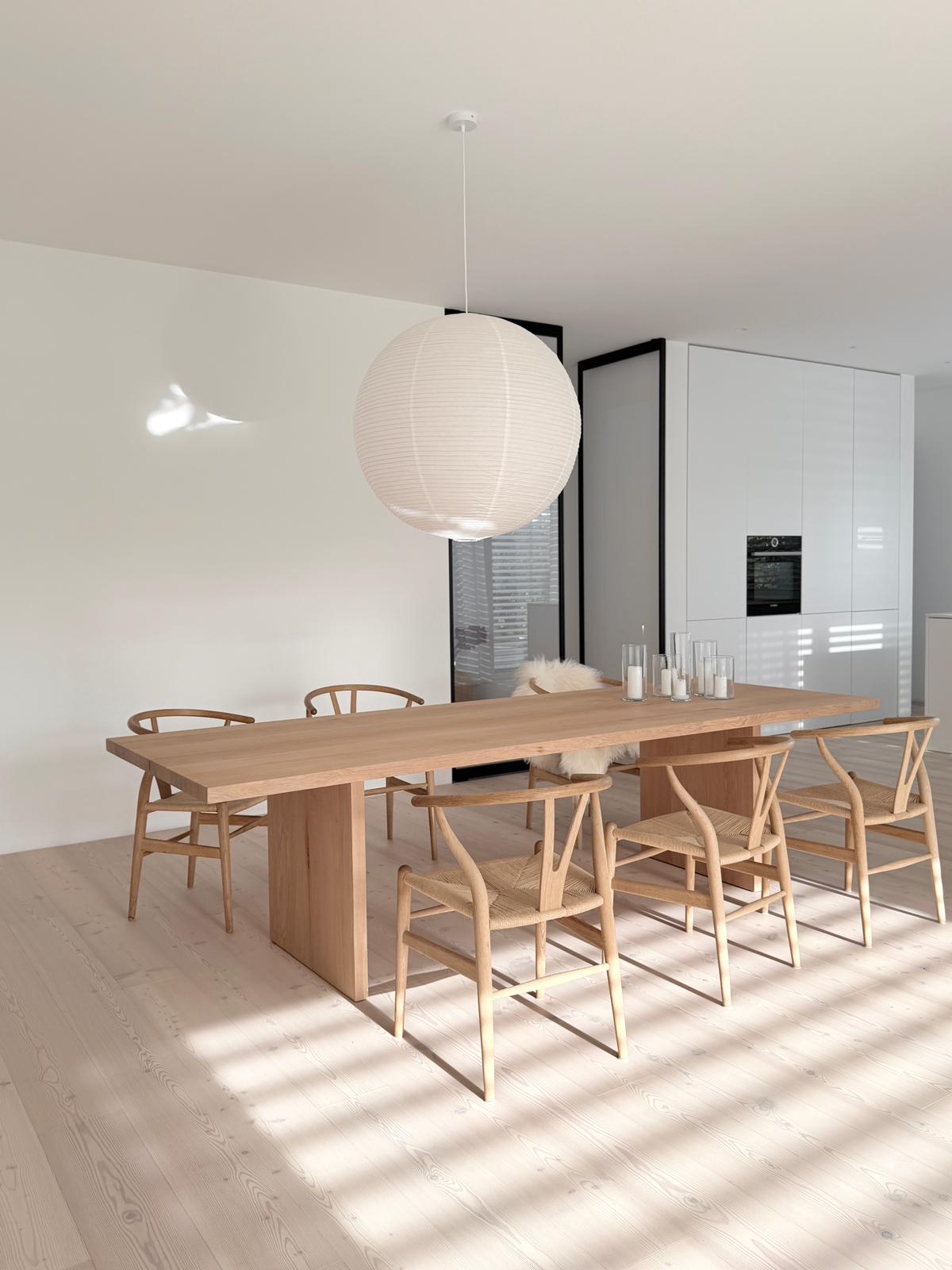 Eichentisch mit Fuge auf Holzwangen